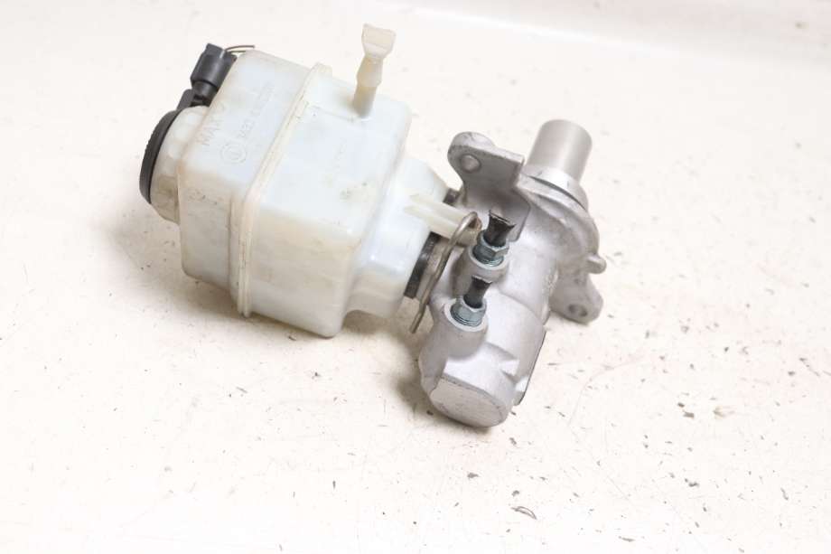 Bremsepumpe hoved til BMW 5-Serie, 2010-2017 (F10/F11) (F10/F11) (BMW|34 33 6 799 903)