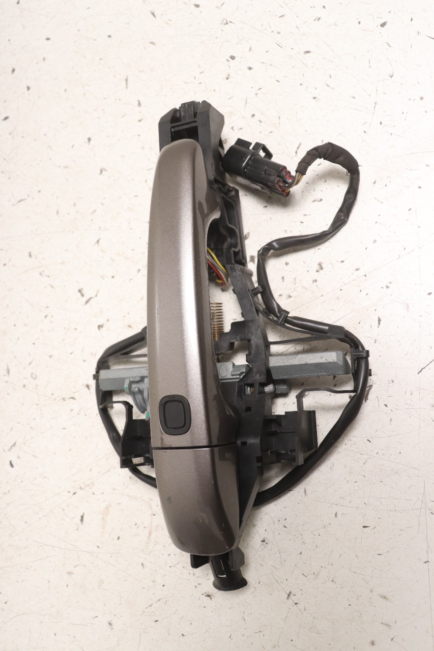 Dørhåndtak utv høyre bak til Volvo V70 2007-2013 (Type III, Fase 1)  (VOLVO|39873389|30784205|)