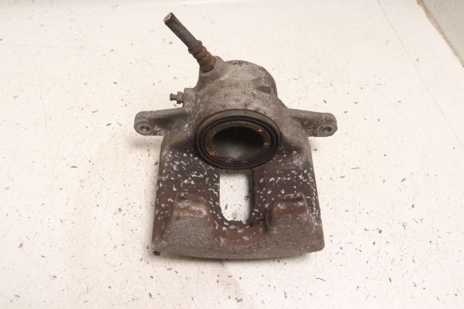 Bremsecaliper høyre foran til Mercedes E-Klasse 2009-2013 (Fase 1) (W212) (W212) (MERCEDES|A 204 421 24 81|)