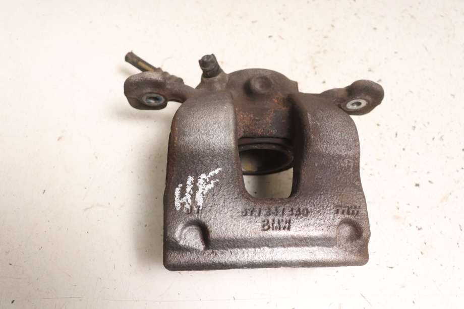 Bremsecaliper høyre foran til BMW 2-Serie 2014-2021 (F22/F23) (F22/F23) (BMW|34 11 6 860 268|)