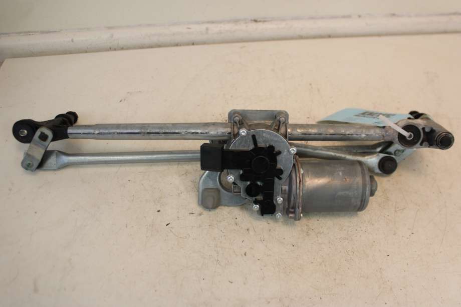 Viskermotor frontrute til BMW X1, 2009-2015 (E84) (E84) (BMW|61 61 2 990 025)