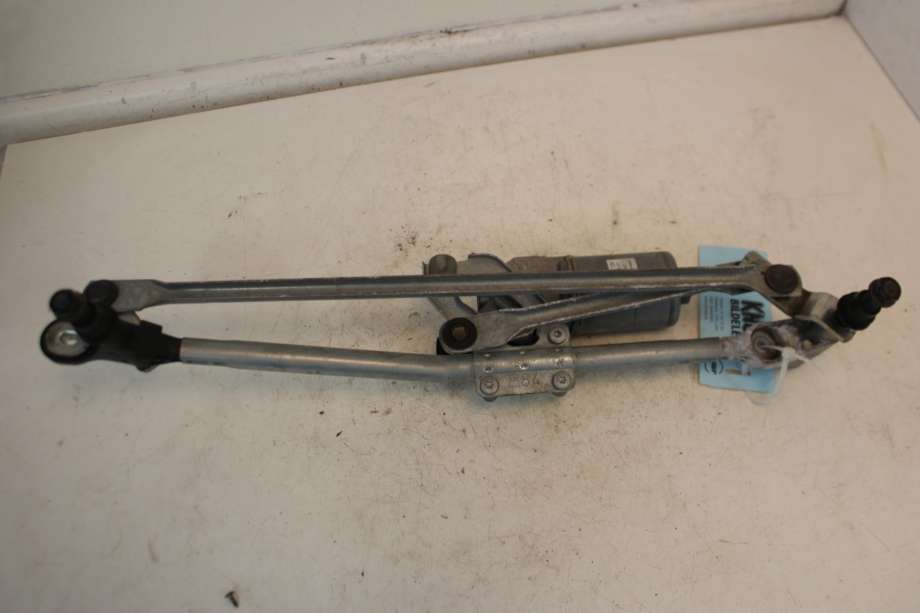 Viskermotor frontrute til BMW X1 2009-2015 (E84) (E84) (BMW|61 61 2 990 025|)