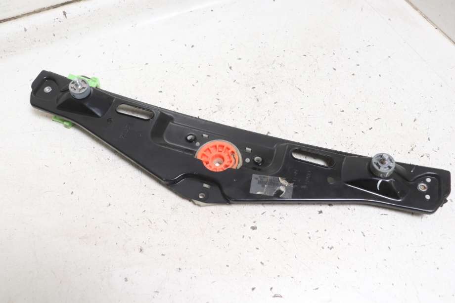 Ruteheis til BMW X1 2009-2015 (E84) (E84) (BMW|51 35 2 990 388|)