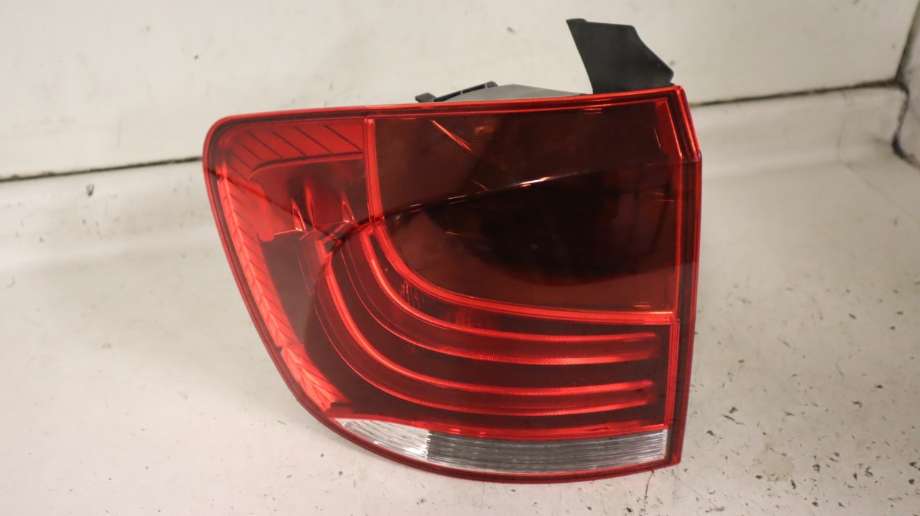 Baklykt venstre til BMW X1 2009-2015 (E84) (E84) (BMW|63 21 2 990 109|)