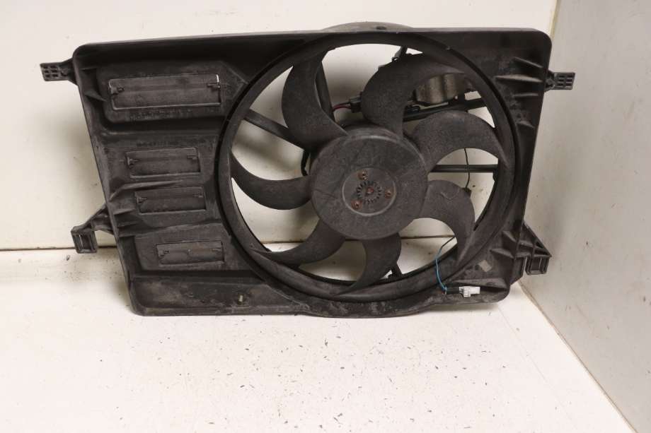 Kjølevifte til Mazda 5 2011-2015 (Type II)  (MAZDA|Y655-15-025A|)
