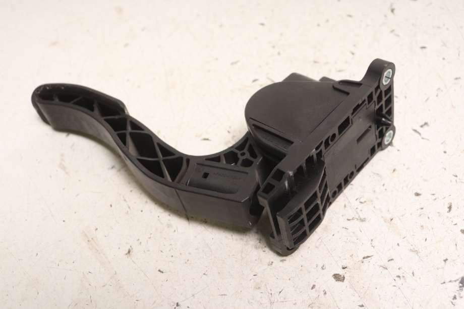 Pedal gass til Mercedes Sprinter 2013-2018 (Fase 2) (906) (906) (MERCEDES|A 447 300 01 00|)