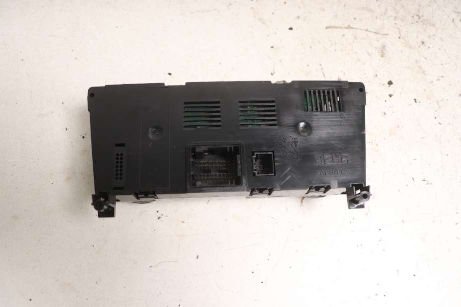 Varmeapparat betjening til Peugeot 3008 2009-2016 (Type I)  (PEUGEOT|6452 Y3|)