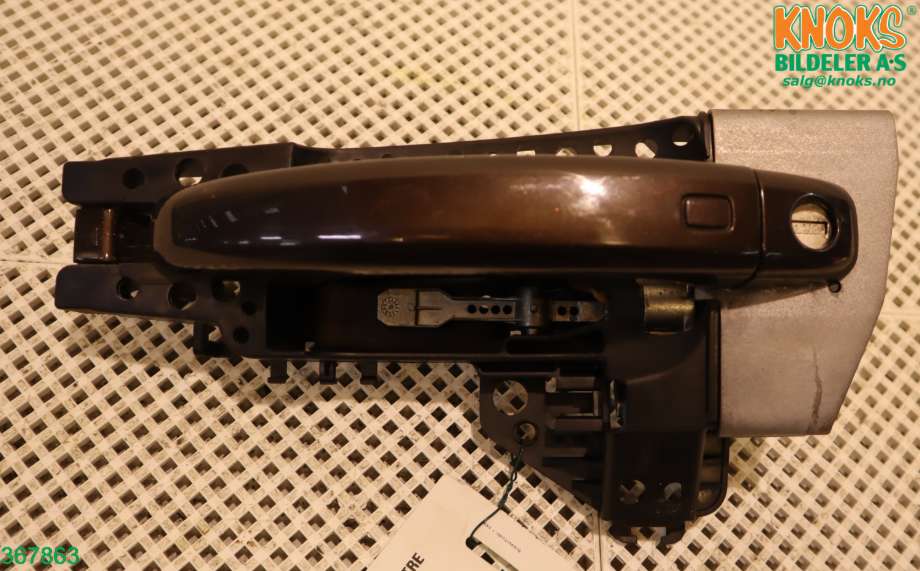 Dørhåndtak utv venstre foran til Audi A4 2007-2014 (Type IV) (B8) (B8) (AUDI|8T0 837 205 A|8T1 837 885 B|)