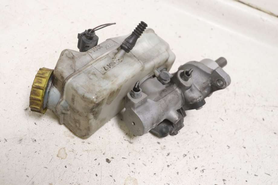 Bremsepumpe hoved til VW Transporter / Caravelle, 2009-2015 (Fase 2) (T5) (T5) (VOLKSWAGEN|7E0 611 019 B)