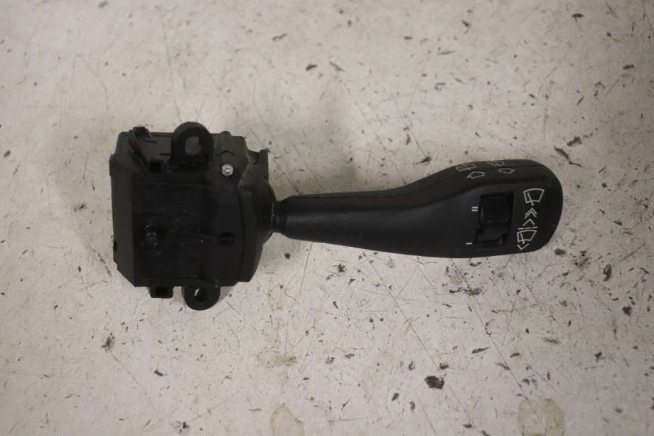 Bryter lys til BMW X3, 2007-2010 (Fase 2) (E83) (E83) (BMW|61 31 8 363 669)
