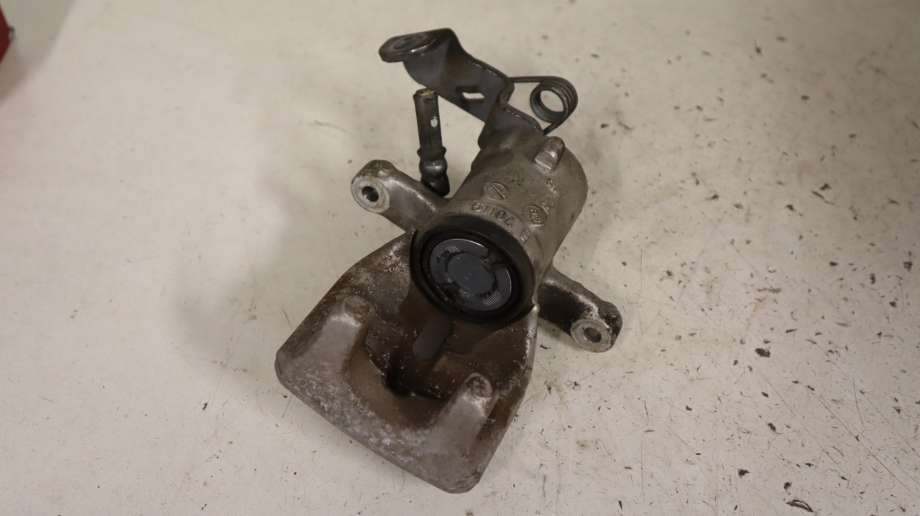 Bremsecaliper venstre bak til Opel Combo E 2019-->> (OPEL||9819337580)