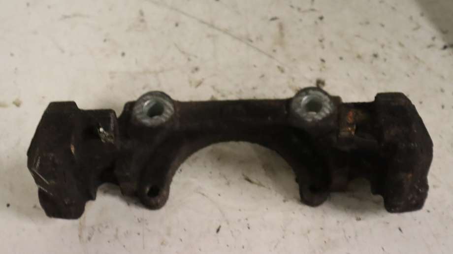 Bremsecaliper brakett til Škoda Rapid 2012-2019 (SKODA|6R0 615 125|)