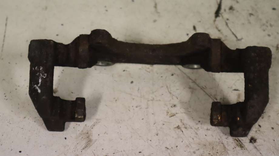 Bremsecaliper brakett til Škoda Rapid 2012-2019  (SKODA|6R0 615 125|)