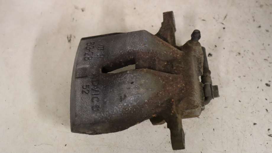 Bremsecaliper høyre foran til Toyota Auris 2013-2015 (Type II, Fase 1)  (TOYOTA|4773042091|)
