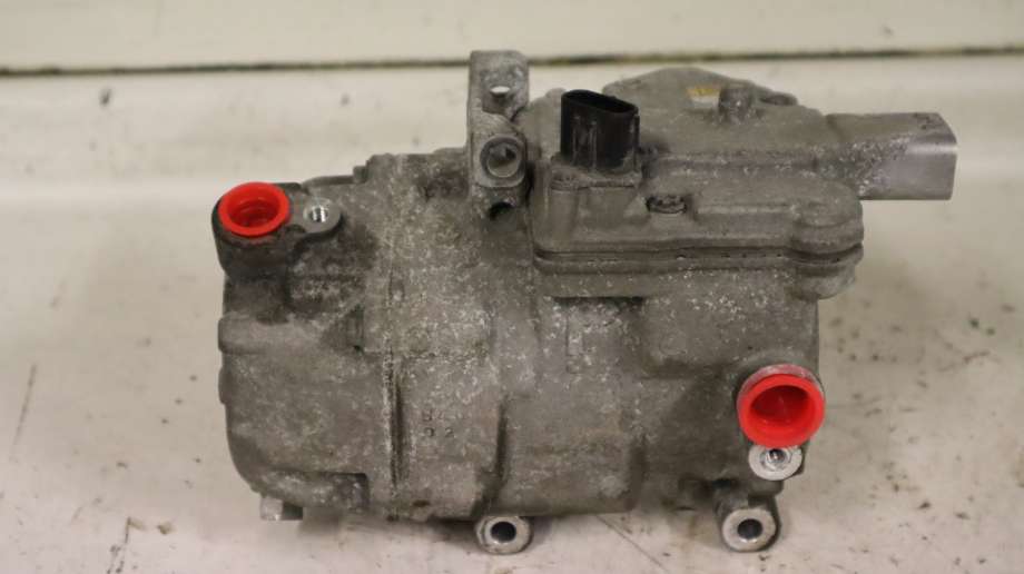Aircondition kompressor til Toyota Auris, 2013-2015 (Type II, Fase 1)  (TOYOTA|8837047032)