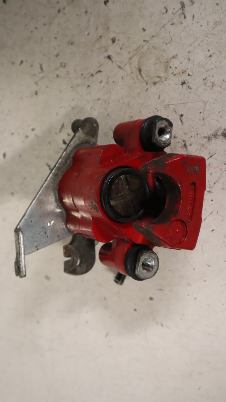 Bremsecaliper høyre bak til Mopedbil Ligier JS50 2015-2024 (Type I) (Ligier|)