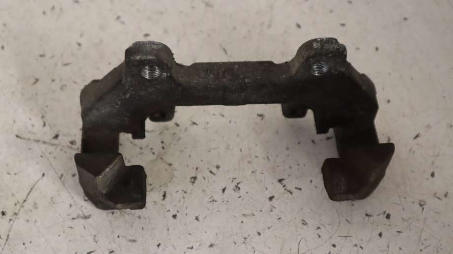 Bremsecaliper brakett til Fiat 500, 2008-2020 (FIAT|)