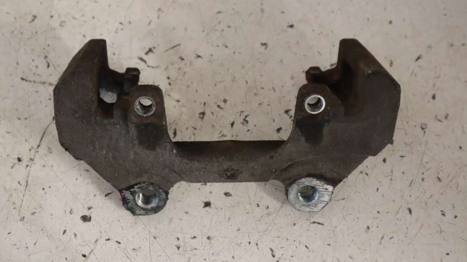 Bremsecaliper brakett til Fiat 500 2008-2020 (FIAT|)
