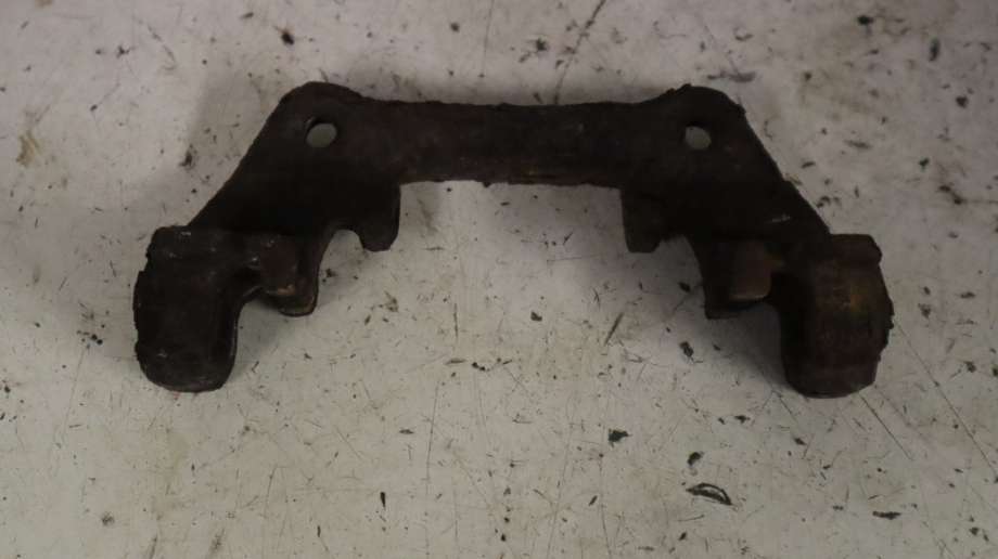 Bremsecaliper brakett til Toyota Yaris 2012-2014 (Type III, Fase 1) (TOYOTA|478210D020|)