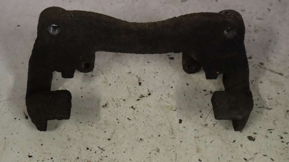 Bremsecaliper brakett til Toyota Yaris 2012-2014 (Type III, Fase 1) (TOYOTA|477210D200|)