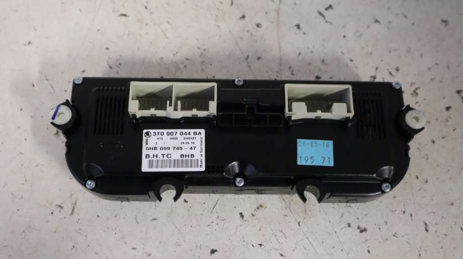 Varmeapparat betjening til Škoda Superb 2008-2015 (Type II)  (SKODA|3T0 907 044 BA|)