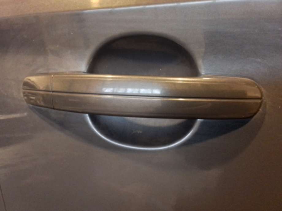 Dørhåndtak utv høyre foran til Ford Kuga 2008-2012 (Type I) (FORD|1305822|1480066|)