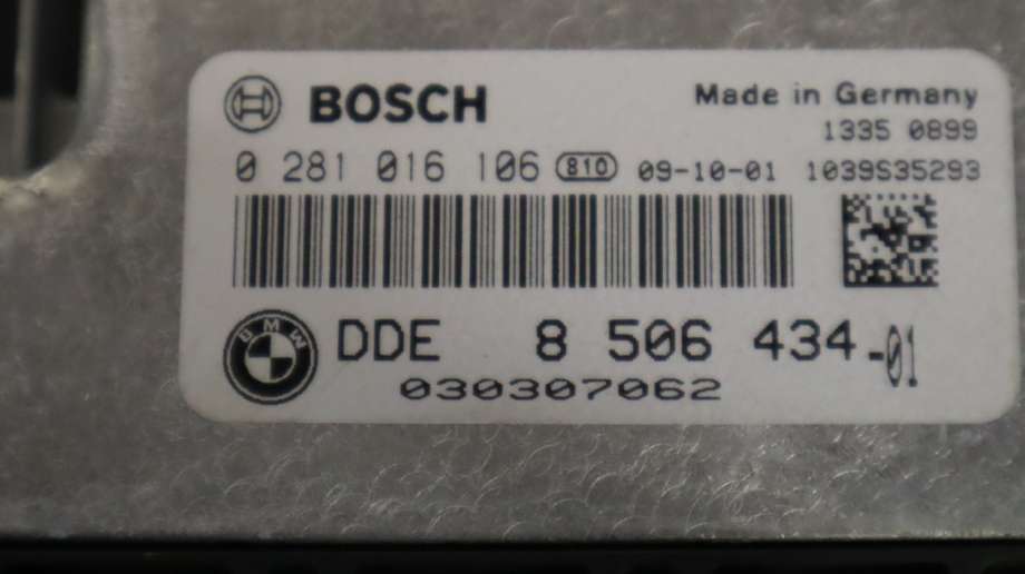 Styreenhet motor til BMW 1-Serie 2004-2011 (E81/E82/E87/E88) (E81/E82/E87/E88) (BMW|13 61 8 577 664|)