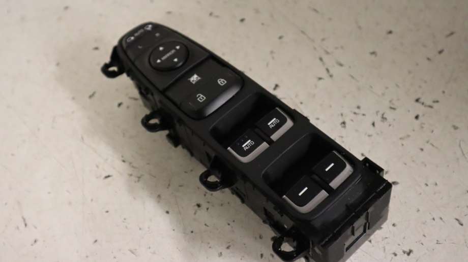Bryter ruteheis til Kia Niro, 2016-2021  (KIA|93570G 5240)