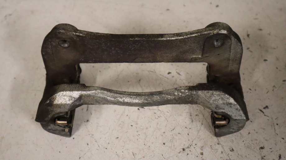 Bremsecaliper brakett til Toyota RAV4 2019-->> (Type V)  (TOYOTA|4772142130|)