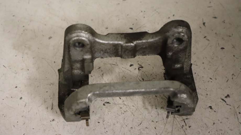 Bremsecaliper brakett til Toyota RAV4 2019-->> (Type V)  (TOYOTA|4782142100|)
