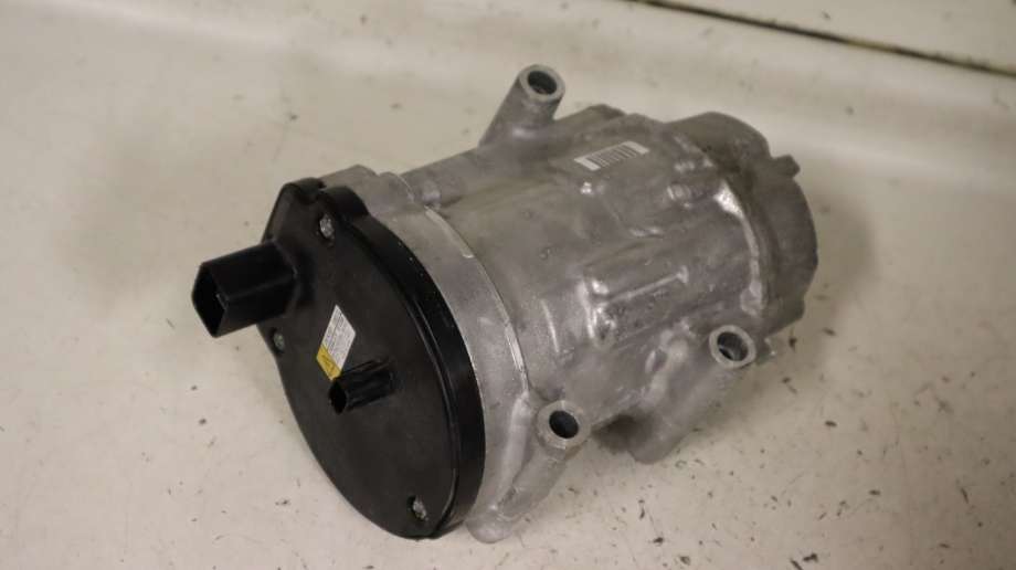 Aircondition kompressor til Toyota RAV4 2019-->> (Type V) (TOYOTA|8837033051|8837033040|)