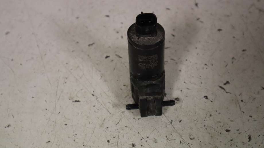 Spylerpumpe foran til Toyota RAV4 2019-->> (Type V) (TOYOTA|8533047100|)