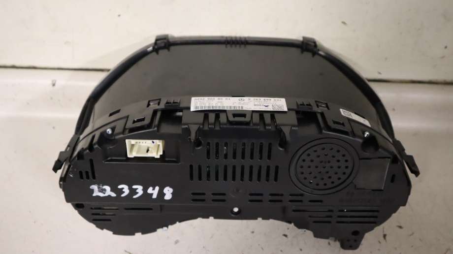 Instrumentpanel til Mercedes B-Klasse 2011-2018 (W246) (W246) (MERCEDES|A 242 900 80 01|)