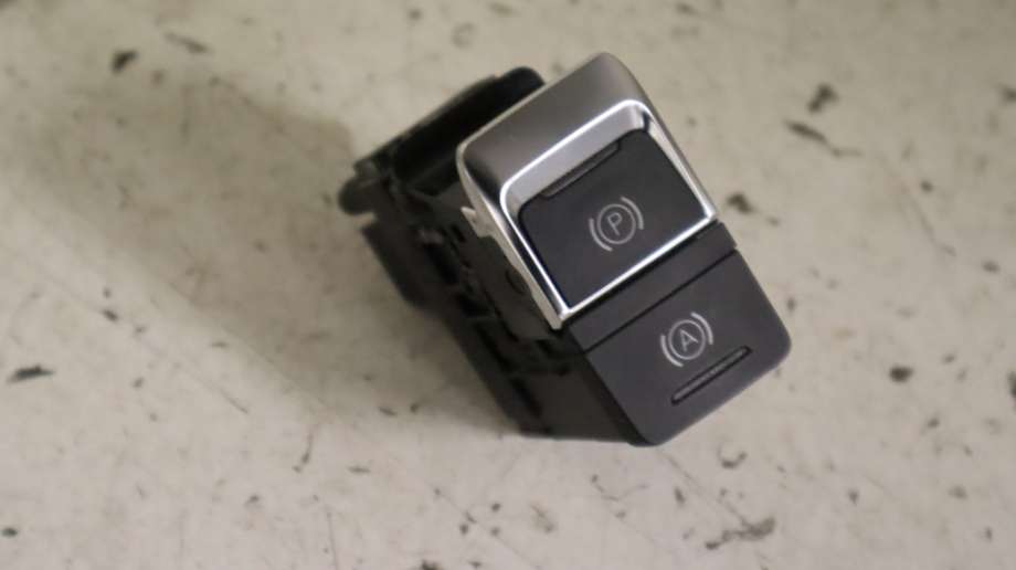Bryter elektrisk håndbrekk/parkbrems til Audi A6 2011-2014 (Type IV, Fase 1) (C7) (C7) (AUDI|4G1 927 225 B|)