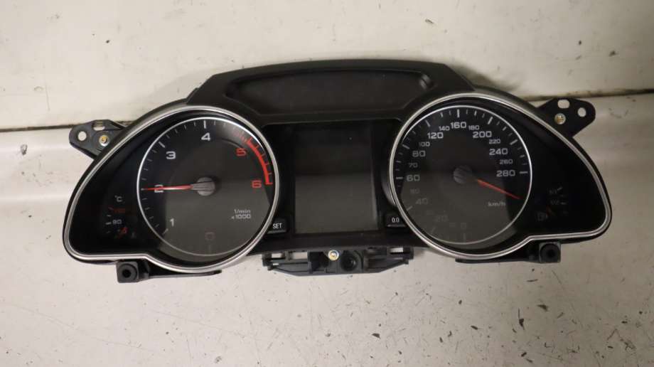 Instrumentpanel til Audi A5, 2007-2016 (Type I)  (AUDI|8T0 920 931 D)