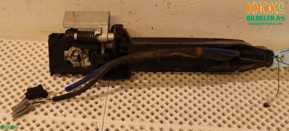 Dørhåndtak utv venstre foran til Nissan Qashqai 2007-2010 (Type I, Fase 1)  (NISSAN|80640JD35C|80611EB30B|)