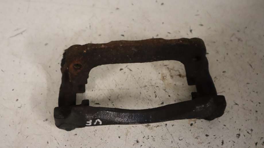 Bremsecaliper brakett til Mercedes GLA 2014-2020 (X156) (X156) (MERCEDES|A 000 421 59 06|)