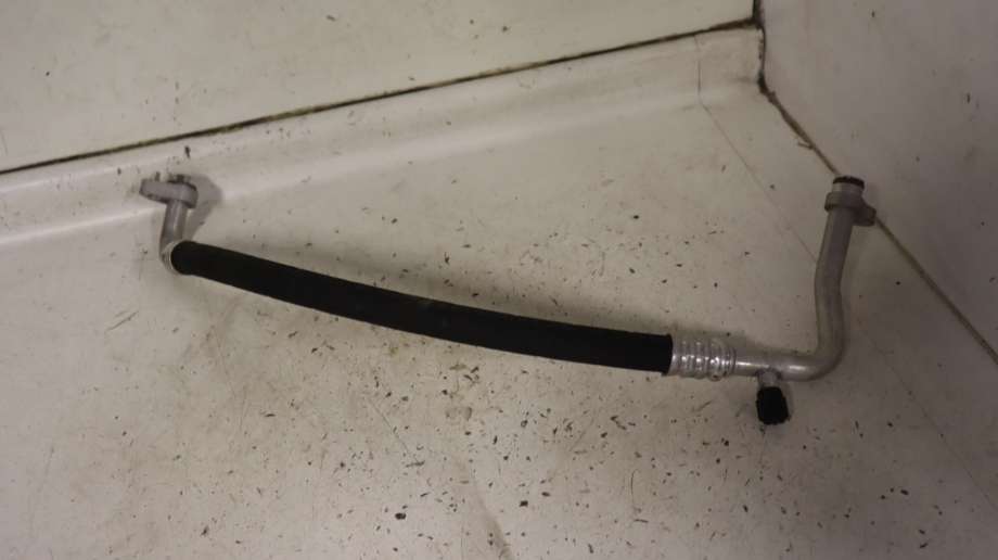 Aircondition rør til Mercedes GLA 2014-2020 (X156) (X156) (MERCEDES|A 246 830 36 15|)