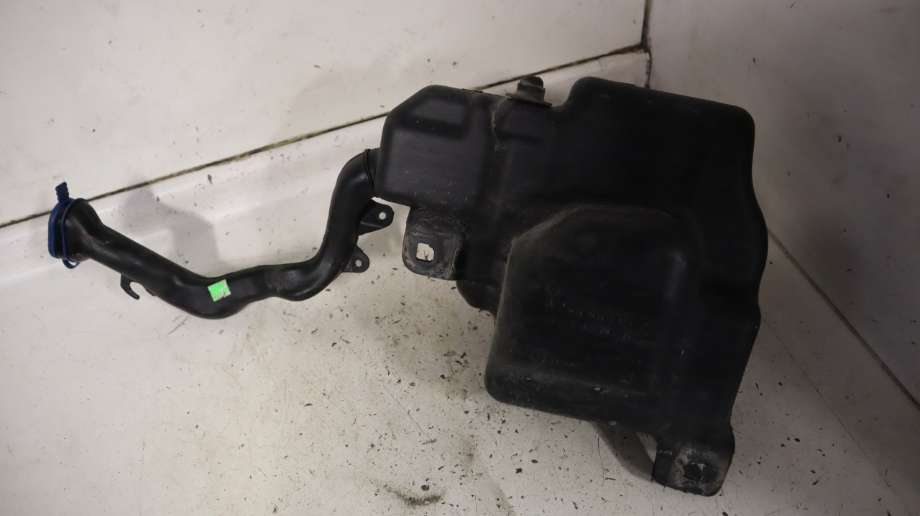 Spylertank til Mercedes GLA 2014-2020 (X156) (X156) (MERCEDES|A 246 869 01 20|)