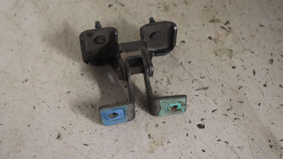 Hengsler til Mercedes GLA, 2014-2020 (X156) (X156) (MERCEDES|A 156 740 02 37)