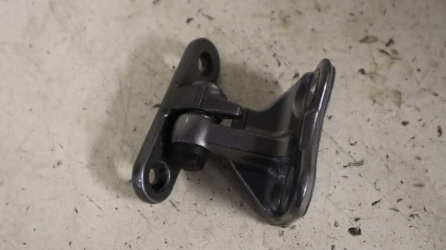 Hengsler til Mercedes GLA, 2014-2020 (X156) (X156) (MERCEDES|A 176 730 06 37)