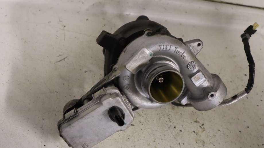 Turbo til Mercedes GLA, 2014-2020 (X156) (X156) (MERCEDES|A 651 090 34 00)