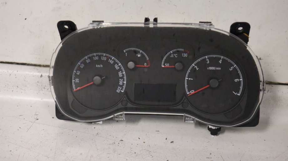 Instrumentpanel til Opel Combo D 2012-2018 (OPEL|95525562|)
