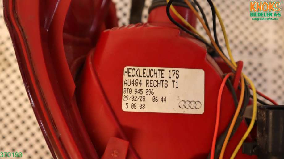 Baklykt høyre til Audi A5 2007-2016 (Type I) (AUDI|8T0 945 096|)