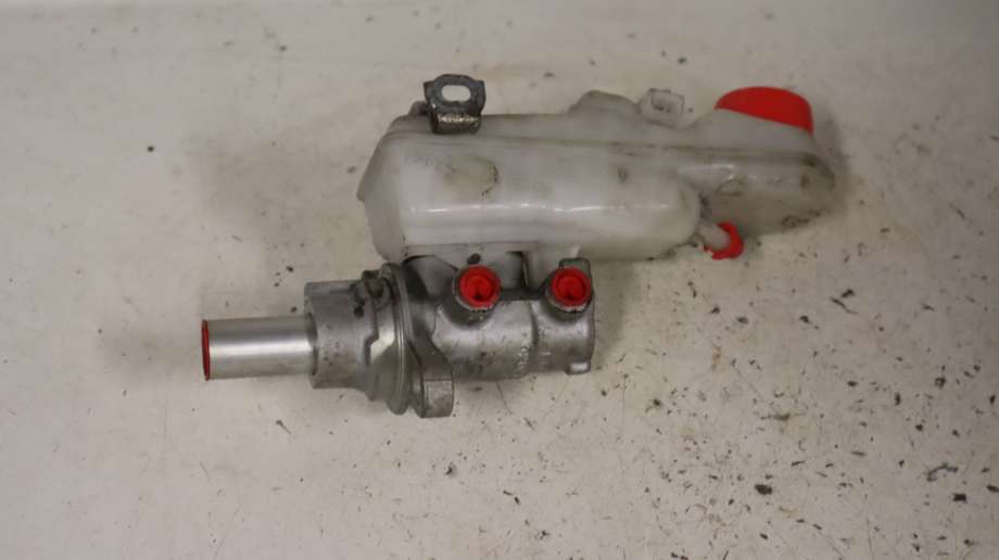 Bremsepumpe hoved til Toyota Avensis 2009-2015 (Type III, Fase 1)  (TOYOTA|4722009090|)