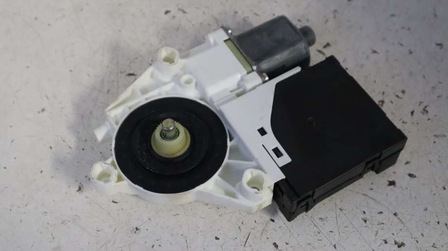 Ruteheis høyre til VW Tiguan 2007-2011 (Type I, Fase 1)  (VOLKSWAGEN|5N0 959 702 E|)