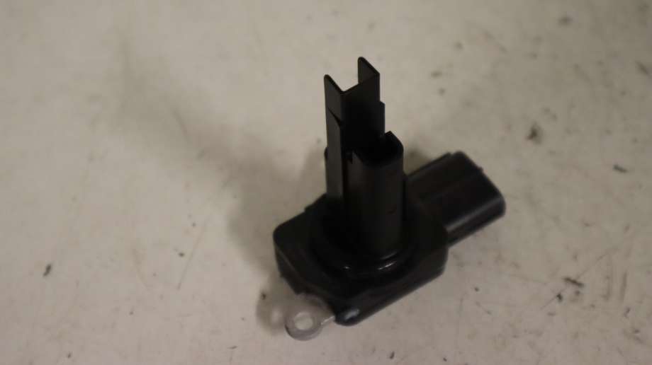 Luftmengde/luftmassemåler til Toyota Prius +7 2012-2020 (Type III) (stasjonsvogn) (stasjonsvogn) (TOYOTA|2220428010|)