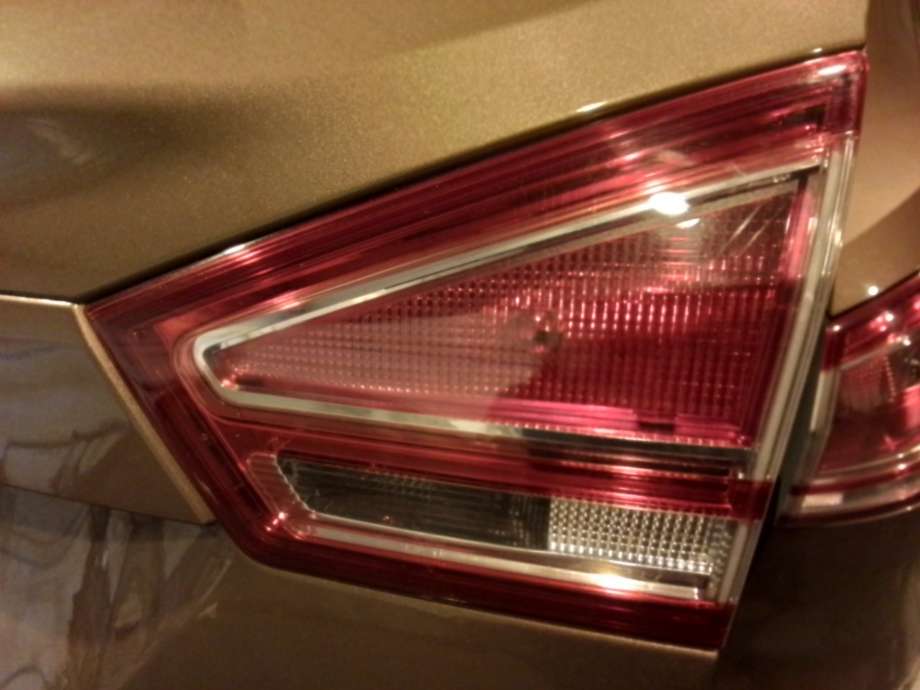 Baklykt høyre indre til Ford B-Max, 2012-2017  (FORD|1806323)