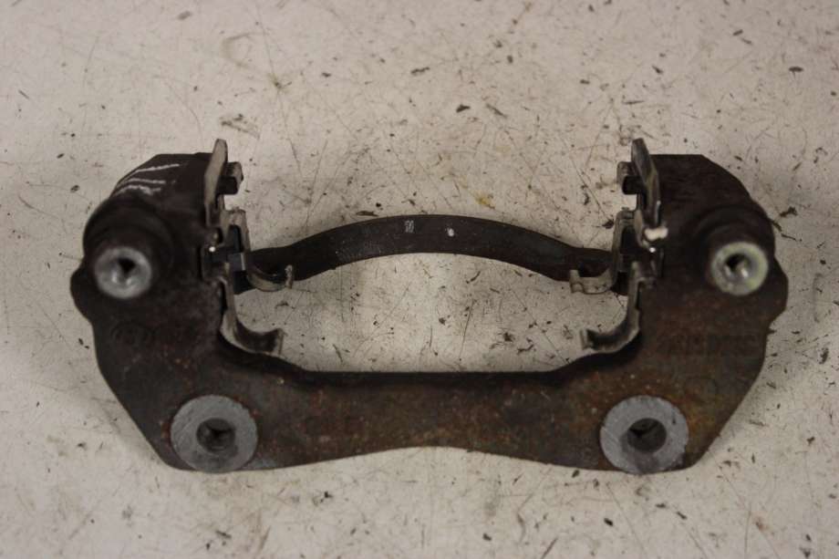 Bremsecaliper brakett til Hyundai Ix20 2010-2017  (HYUNDAI|)