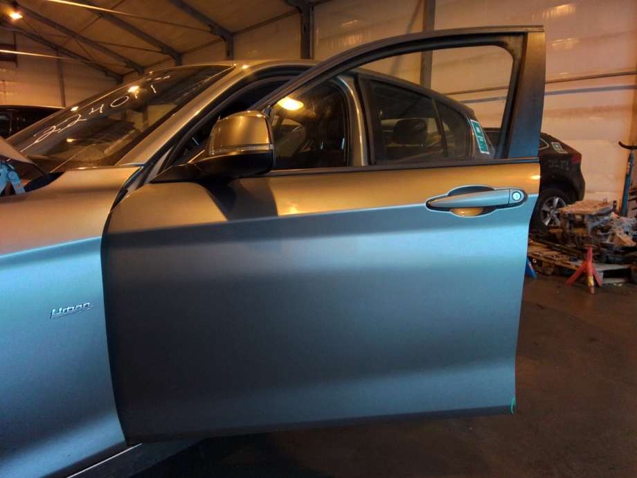 Dør venstre foran til BMW 1-Serie 2015-2019 (Fase 2) (F20/F21) (F20/F21) (BMW|41 00 9 628 759|)